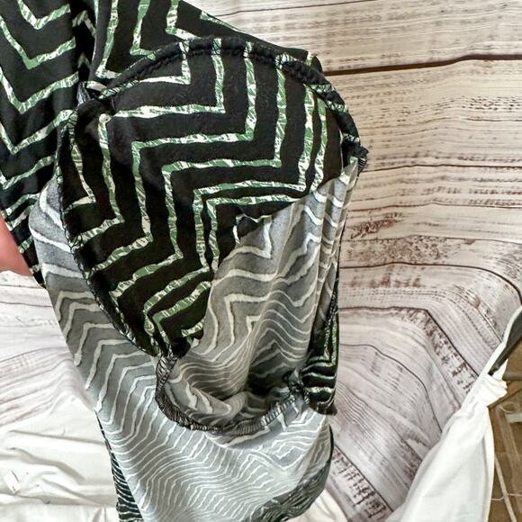 Robert Louis Mature Career Flowy Soft Open Front Cardigan, EUC, Medium - Picture 9 of 10